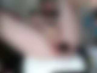 Live cam show with vickysexyx - Latina on StripNow | colombia