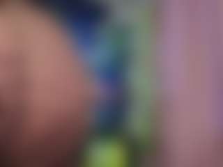 Live cam show with QueenLamia - HD on Mixed Magazine Live