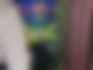 QueenLamia's Live Sex Cam Show