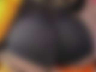 QueenLamia's Live Sex Cam Show