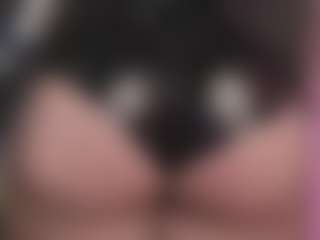 QueenLamia's Live Sex Cam Show