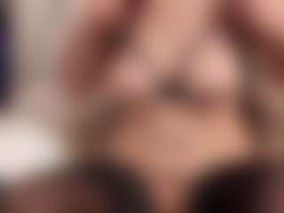bushe1's Live Sex Cam Show