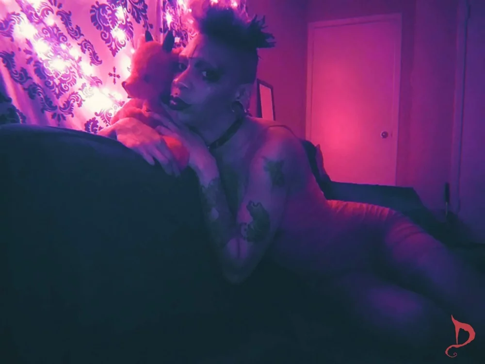 beelzeboo's Live Sex Cam Show