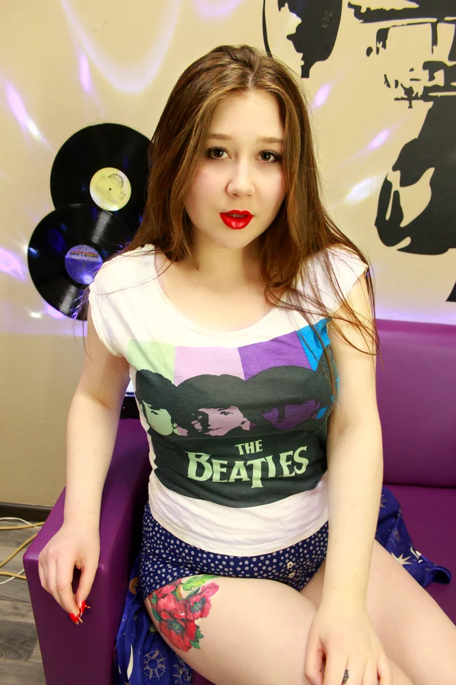 annettragedienne's Live Sex Cam Show