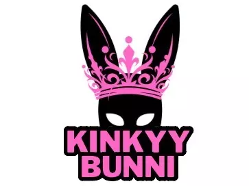 KinkyyBunni's Live Sex Cam Show