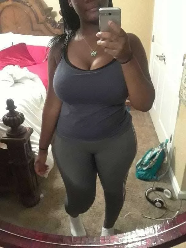 the_belle's Live Sex Cam Show
