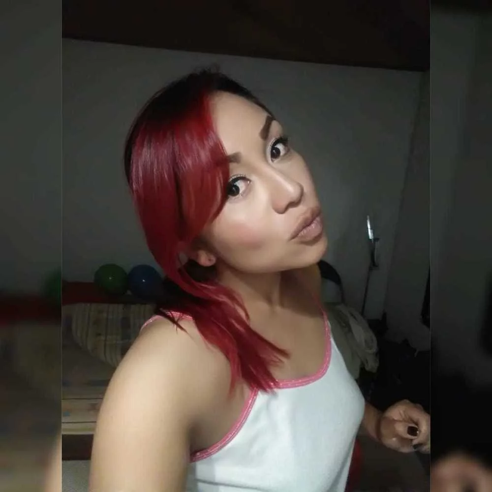 cuteredhead's Live Sex Cam Show