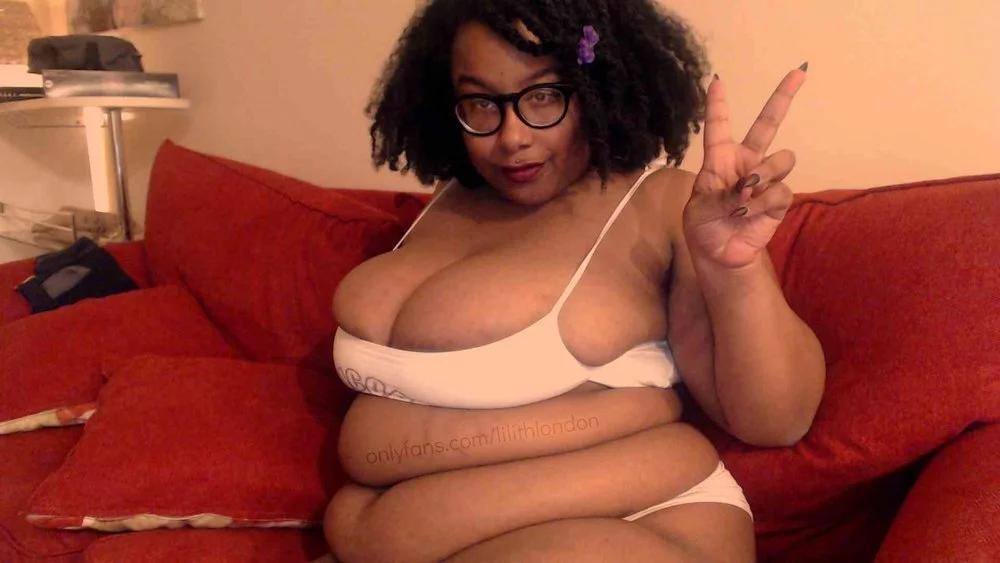 fattylilith's Live Sex Cam Show