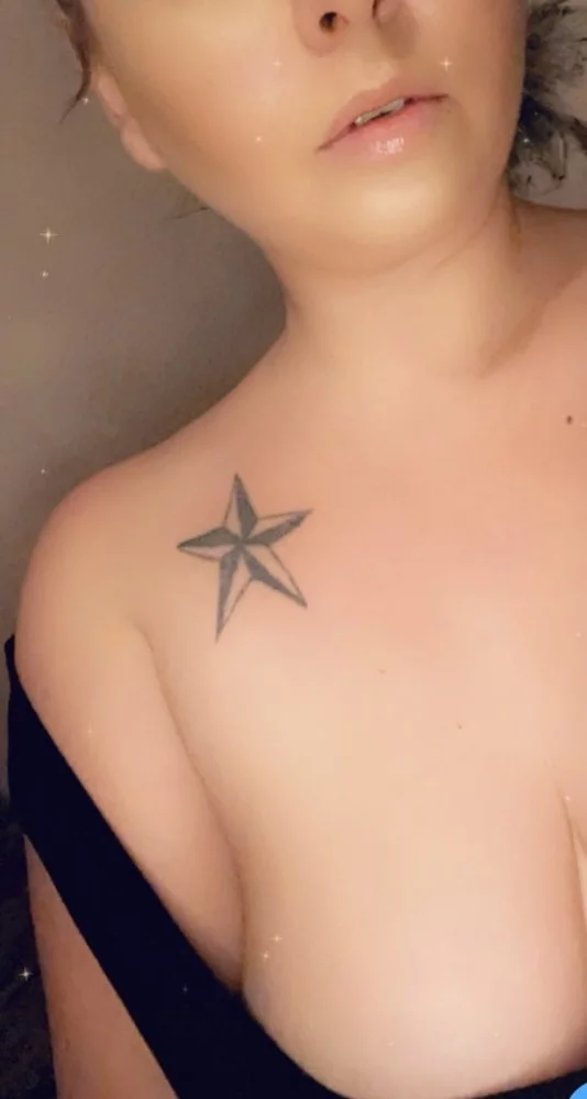 allybabyxxx's Live Sex Cam Show