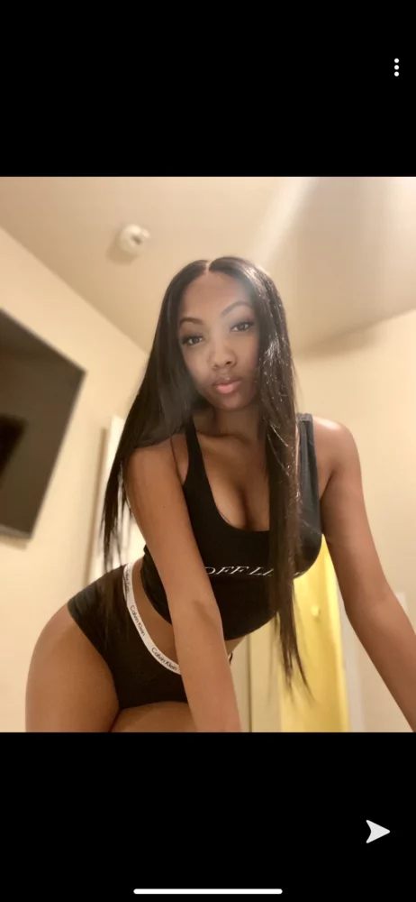 ashleyreign's Live Sex Cam Show