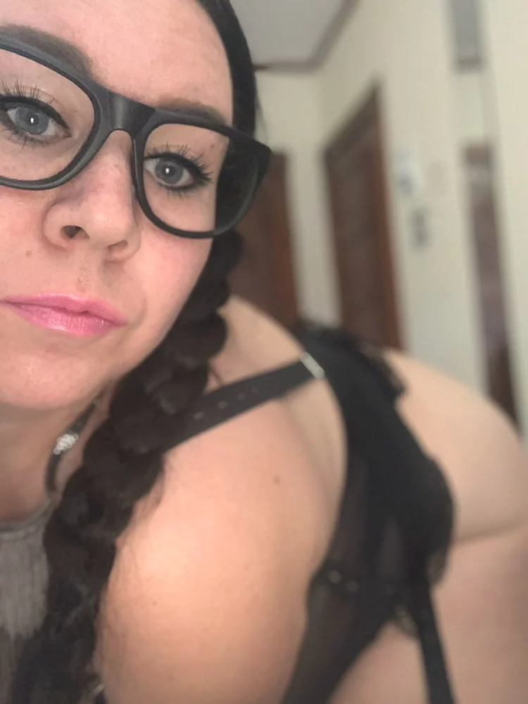 charleebadd's Live Sex Cam Show