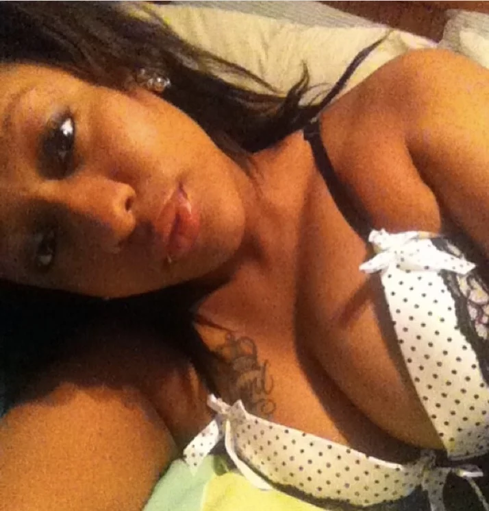 krisschelle-vanity's Live Sex Cam Show