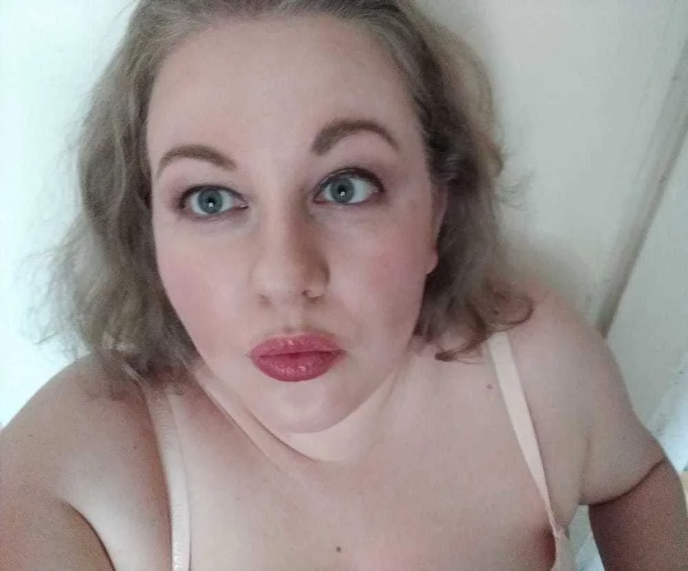 emilydavies's Live Sex Cam Show