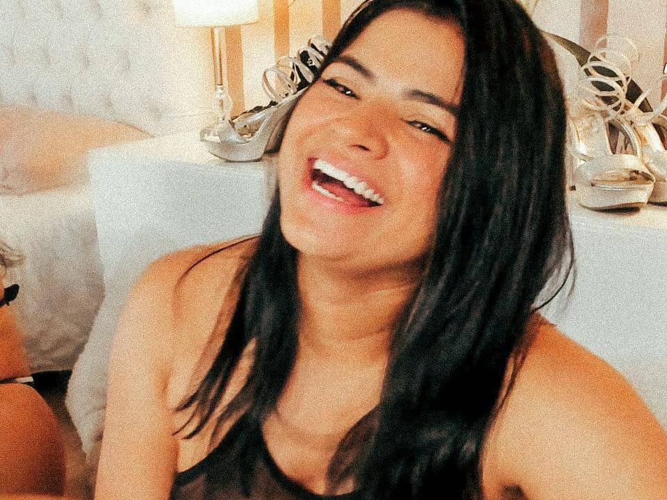 Mia_Stones