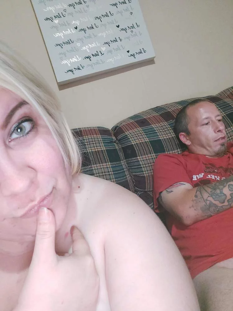 pusslicker33's Live Sex Cam Show