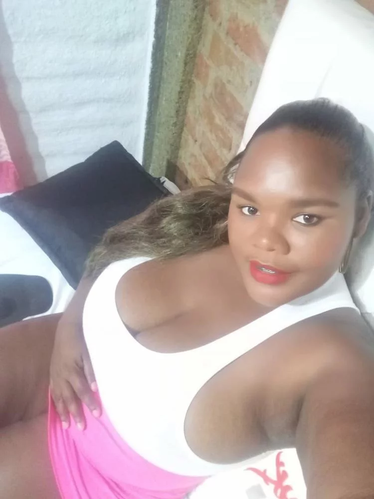alondraparra's Live Sex Cam Show