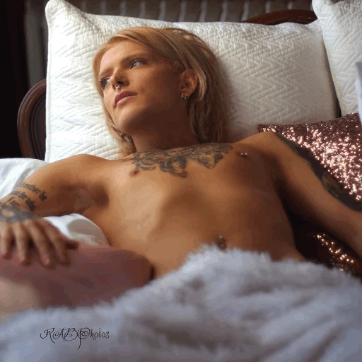 Mikey | TheBadTwink's Live Sex Cam Show