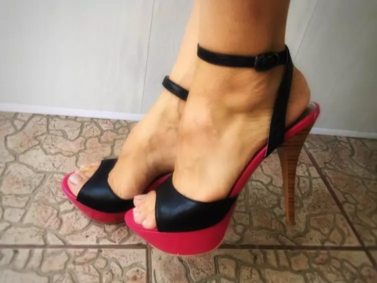 Mistress Nikki's Live Sex Cam Show