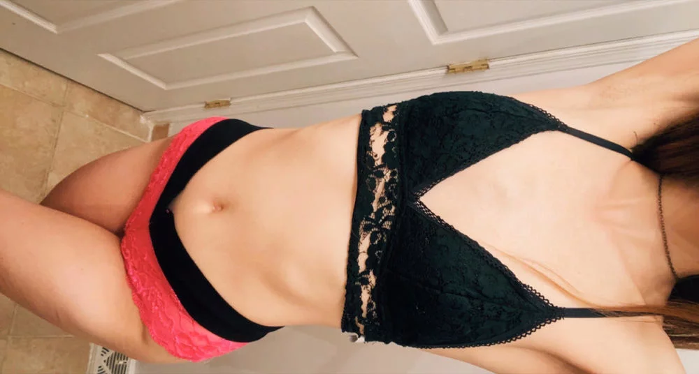 chloewilliams69's Live Sex Cam Show
