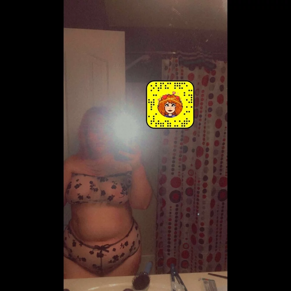 g33k3d0utgigi's Live Sex Cam Show