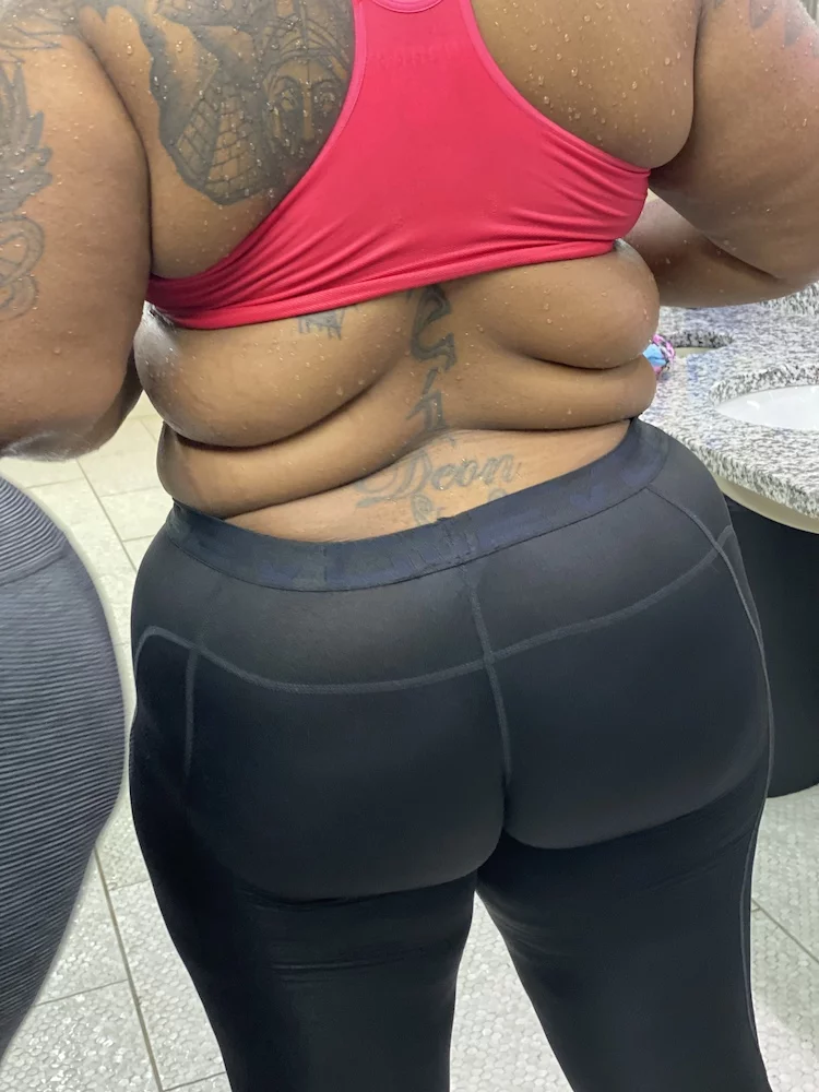 creamycupcake69's Live Sex Cam Show
