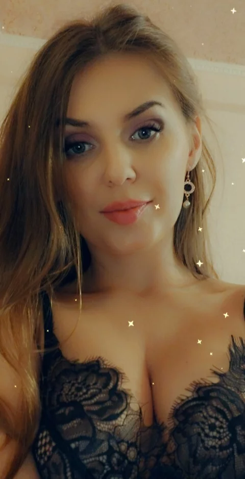 icehotangel's Live Sex Cam Show