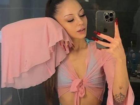 Liza Loveness