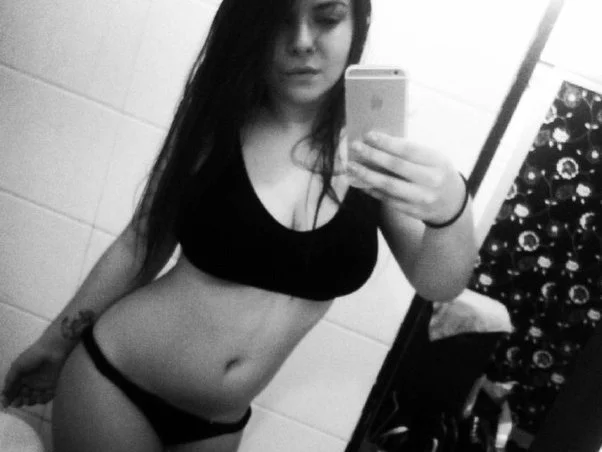 elizabetmoon's Live Sex Cam Show