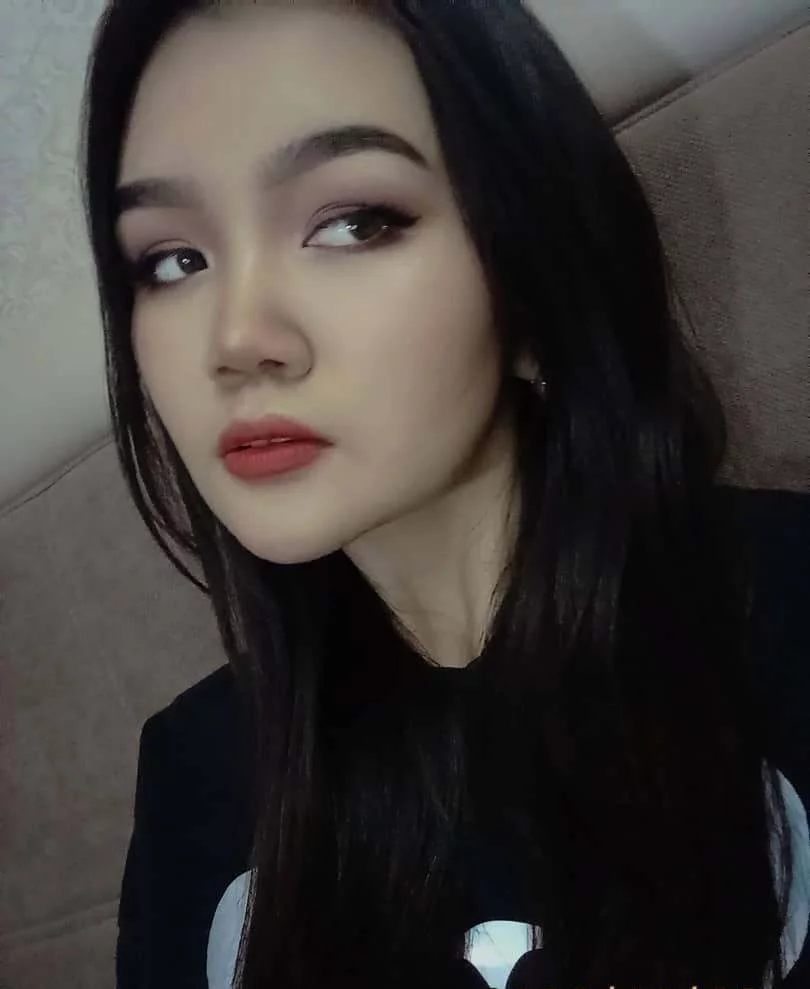 amiriya's Live Sex Cam Show