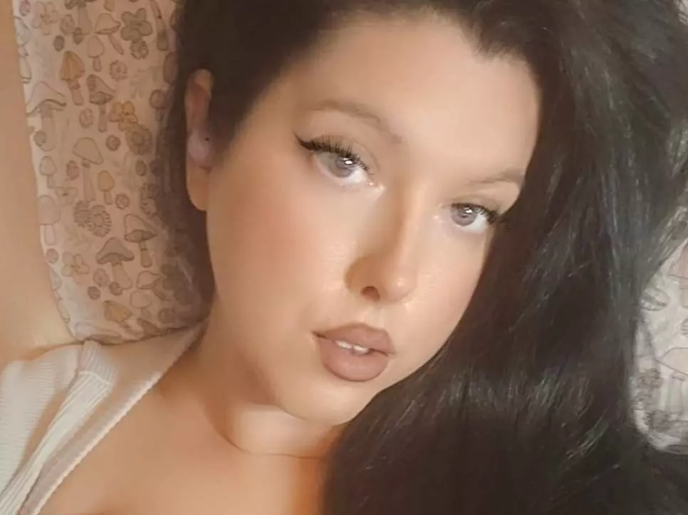 nikkijuggs's Live Sex Cam Show
