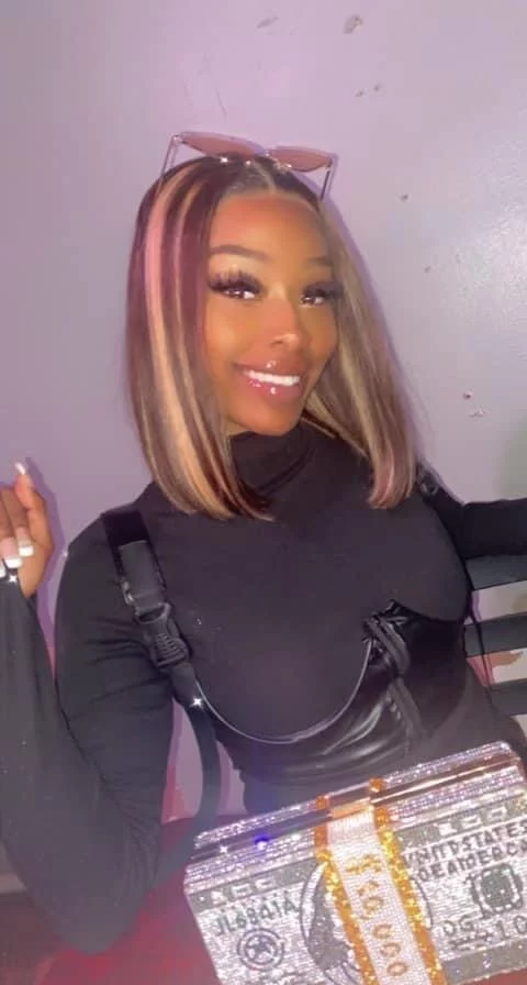 DeshayMiamor's Live Sex Cam Show