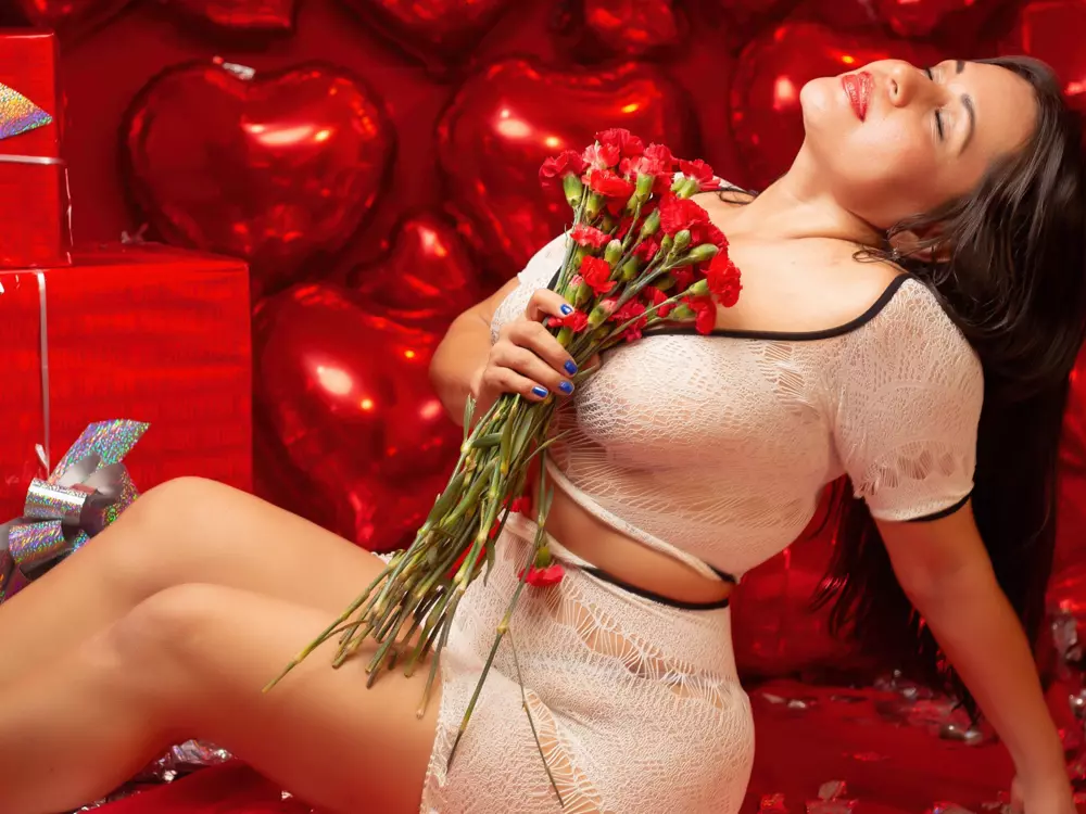 milfnaughtyy