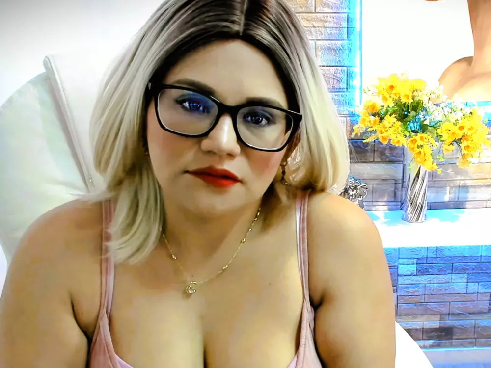 katty's Live Sex Cam Show