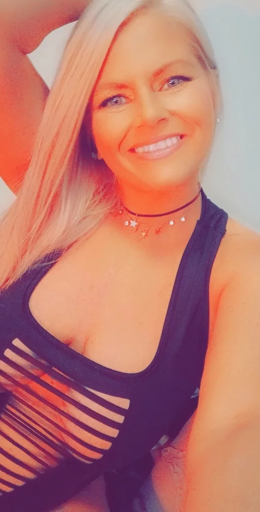 Shelby's Live Sex Cam Show