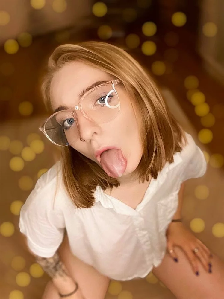 Vita-Cristall's Live Sex Cam Show