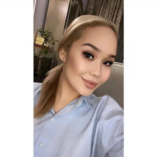 kaorumai's Live Sex Cam Show