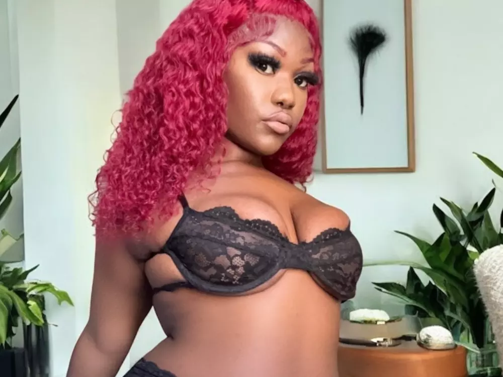 chocolategoddess1's Live Sex Cam Show