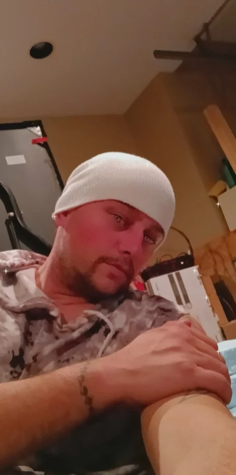 mikeshaheen220's Live Sex Cam Show