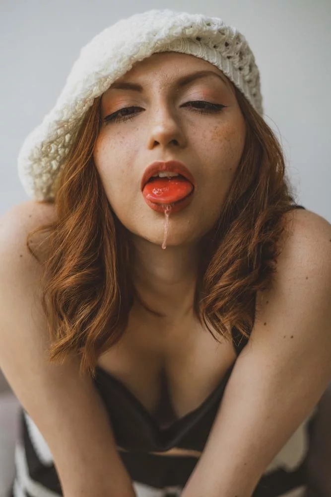alejandra-simons's Live Sex Cam Show