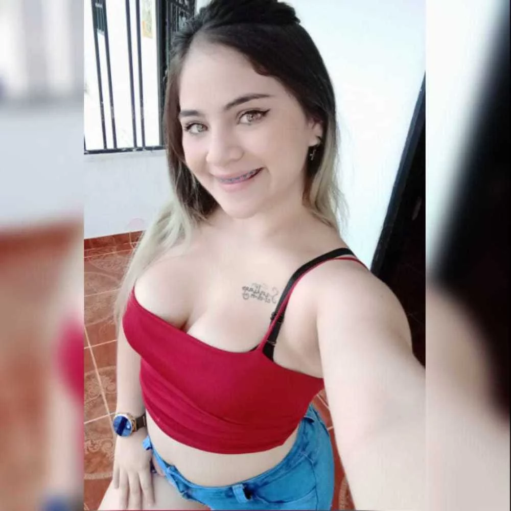 nattyscott19's Live Sex Cam Show