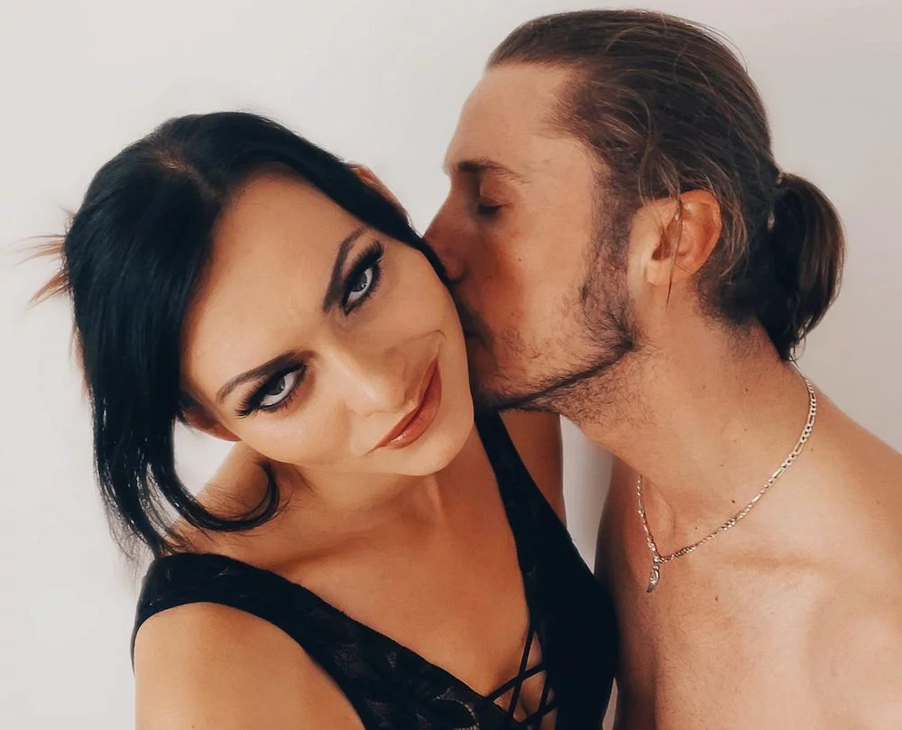 creazycouple30