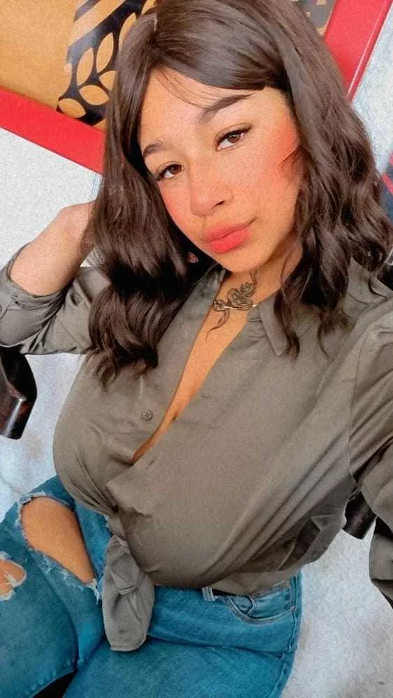 Sasha-Liciosa's Live Sex Cam Show