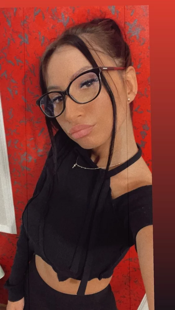 Angellinaa Cam: Free Live Nude Sex Show & Chat - Camsoda