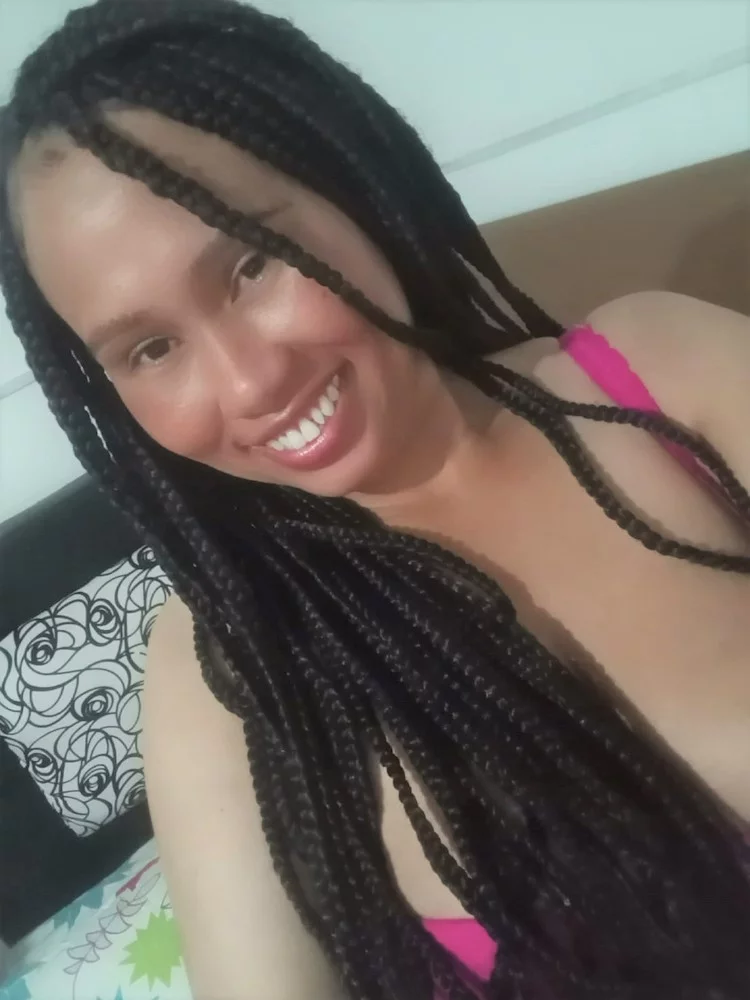 CARINA-MORETTII's Live Sex Cam Show