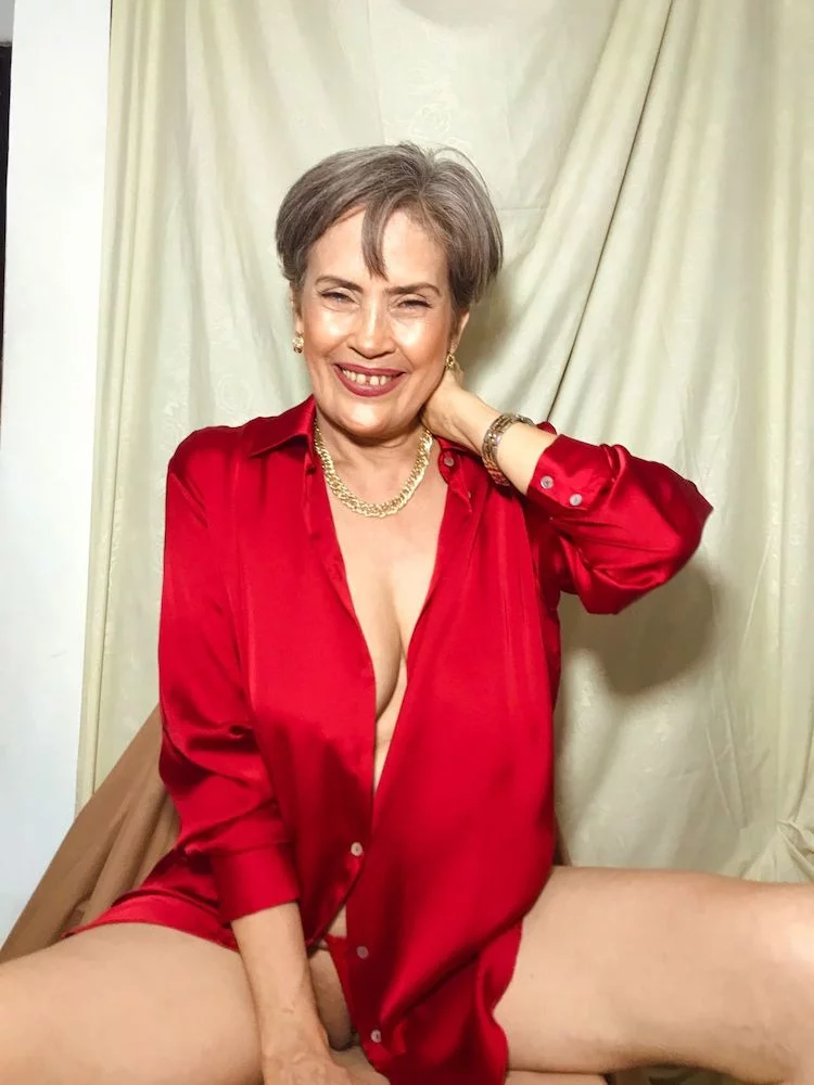 nadiiasunok's Live Sex Cam Show