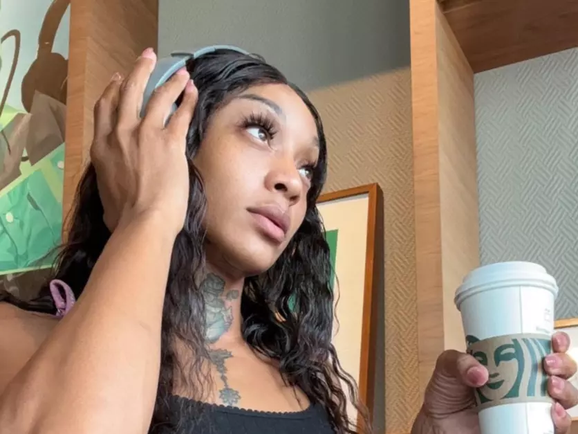 GymBaeBritt's Live Sex Cam Show