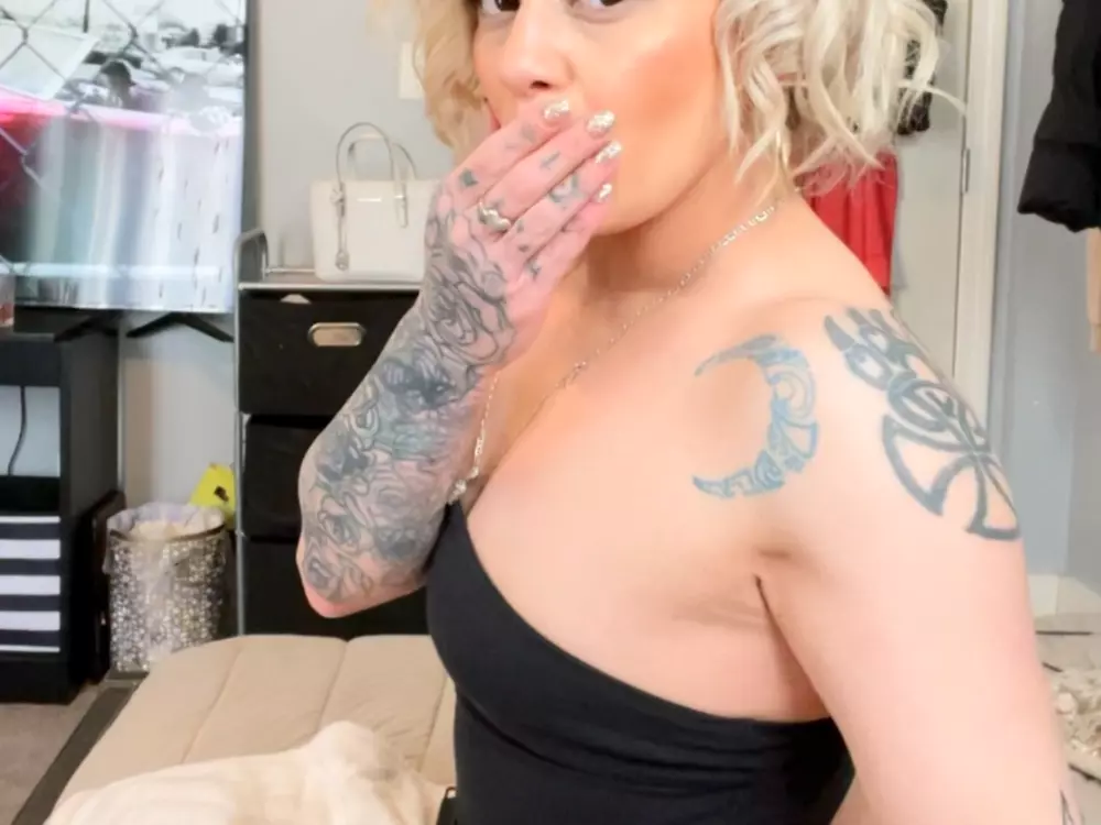 JaLatto's Live Sex Cam Show
