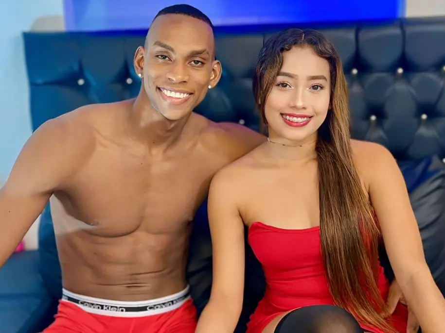 strawberry's Live Sex Cam Show