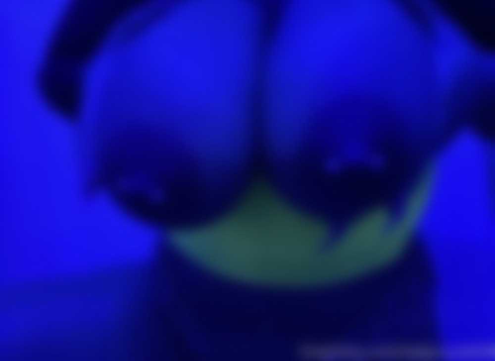 LadyCruz's Live Sex Cam Show