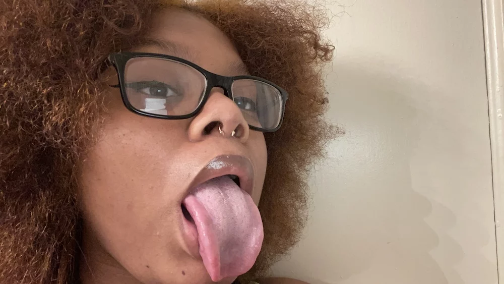 blackkittykitt's Live Sex Cam Show